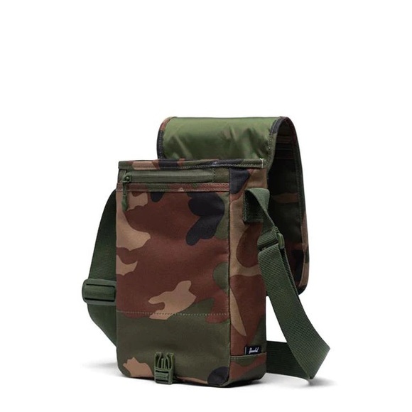 Herschel Supply Company Bags Herschel Supply Co Lane Messenger Small Camo Poshmark